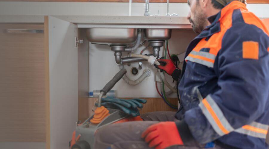Professional tankless water heater installation services in Hartly, DE